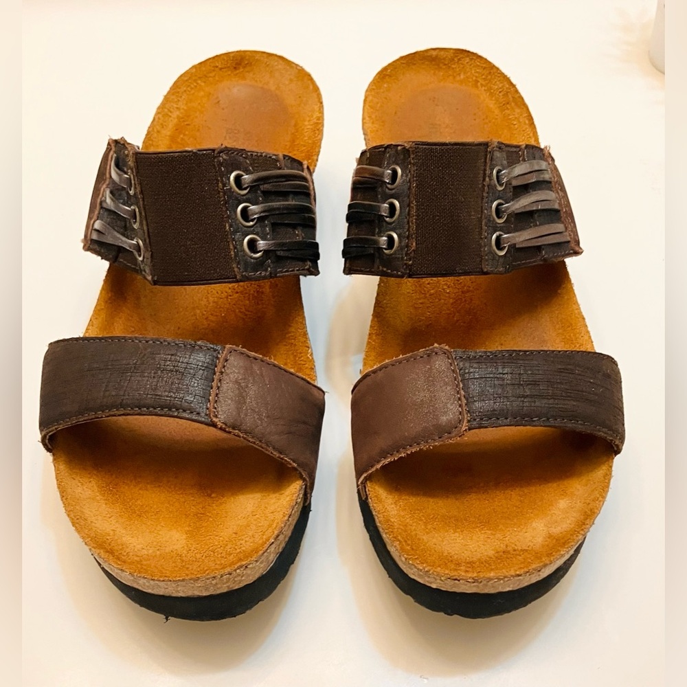 Woman’s Naot Brown Handmade Leather And Cork  Open Toe Sandals, Size 38